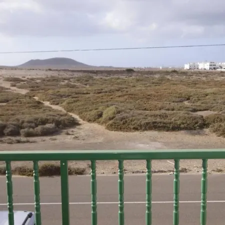 Apartamento La Ubilla Famara Exterior photo